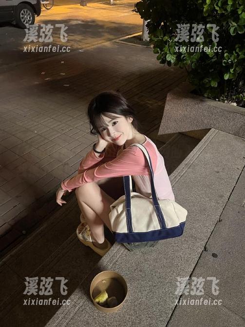 155fun.黑料官网的入口搞得我像个傻瓜，心里暗想就不能简单点吗？