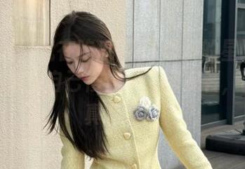 就在吃瓜网51爆料的星际线路里，我感觉自己慢慢成了旁观者，哈哈，真有趣。