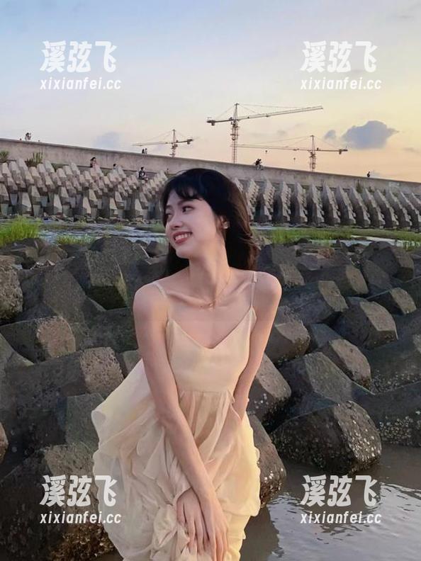 深夜食堂版：欢送你走进91黑料网入口，瓜又酸又甜！