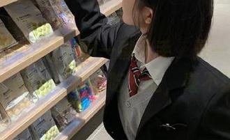 官网一键入手，五一吃瓜网免费app，让你想吃就吃，毫不犹豫！