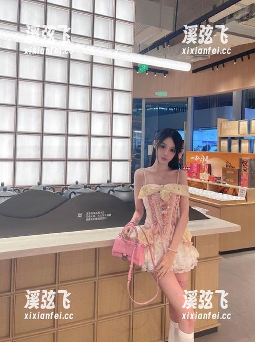 吃瓜网91入口一开启，各种八卦就像潮水般涌来，惊不惊喜？