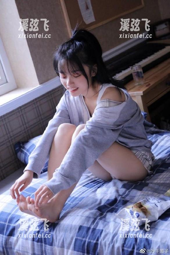 免费领取吃瓜网app，扩大你的八卦领域，感觉今天又要吃到饱咯