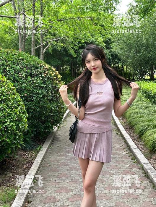 17c吃瓜网，最新的免费吃瓜地址，快来围起来！