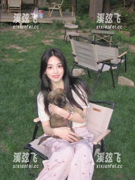 吾爱吃瓜，直达感人至深的爆料，这狗粮撒的我心里小鹿乱撞啊！