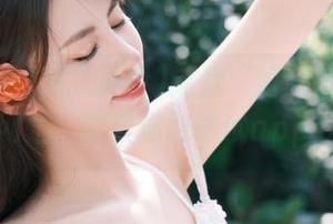 这款“好莱坞黑料正能量”网站,够狠你敢试试app下载吗?