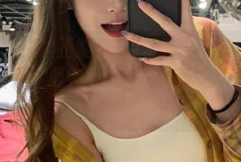 点击好莱坞黑料正能量入口：下载完毕，我的吃瓜症状开始发作！