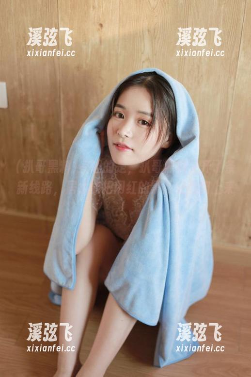 有趣的是，扒哥黑料又开了条新线路，居然能把网红的黑历史都翻上来！
