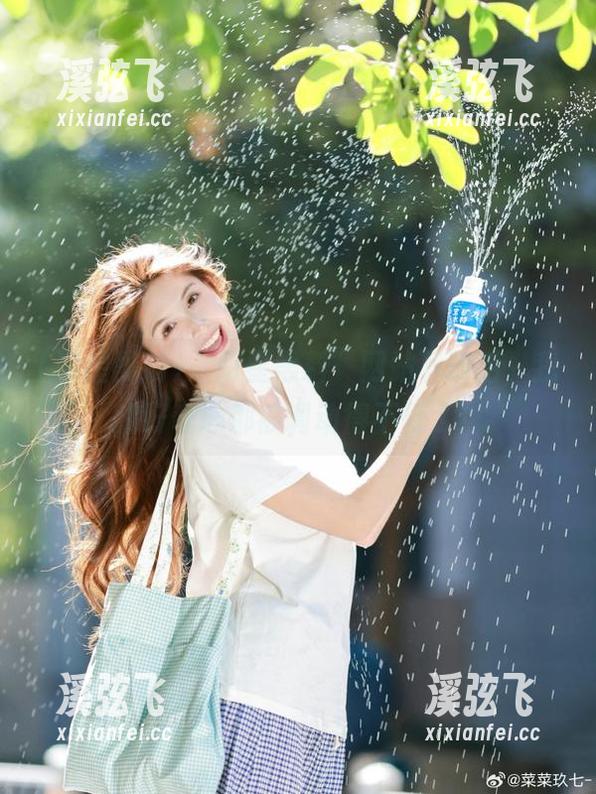 “明星黑料”网站下载后，我的好奇心都被调动得不行了！