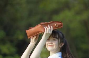 敲开传送门，迎接毫不留情的明星黑料，就好像你在现场，看不下去就别看！