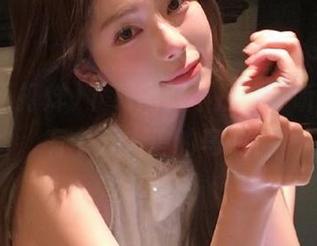 下载黑料不打烊,听说里面有个万人追的乌龙?