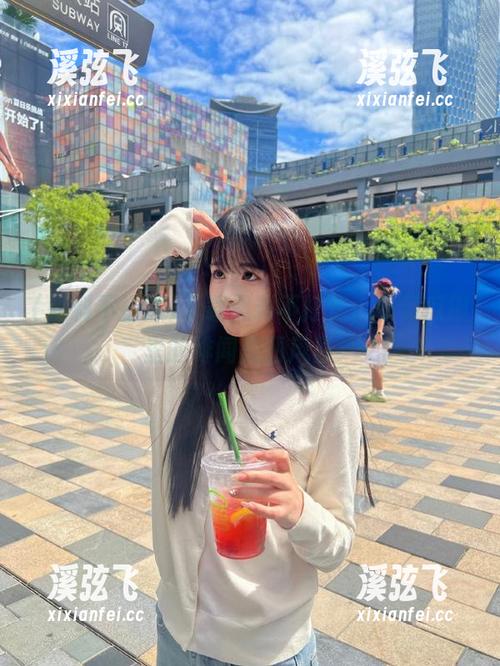 下载黑料不打烊，收藏瓜田里的绯闻美丽风景！