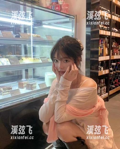 有了苹果版黑料不打烊万里长征，连最新的八卦也变得好像贼有意思，瑟瑟发抖中…