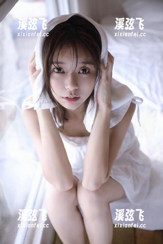 “黑料正能量hl”app，这是个将黑暗与光明完美结合的奇妙地方。